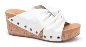 Corkys - CHEERFUL - White Metallic