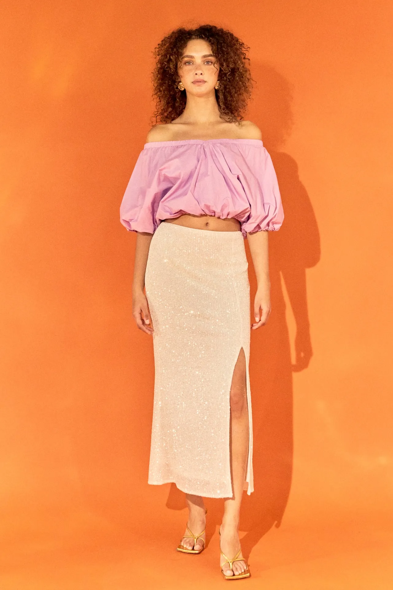 Cropped V-neckline Puff Top