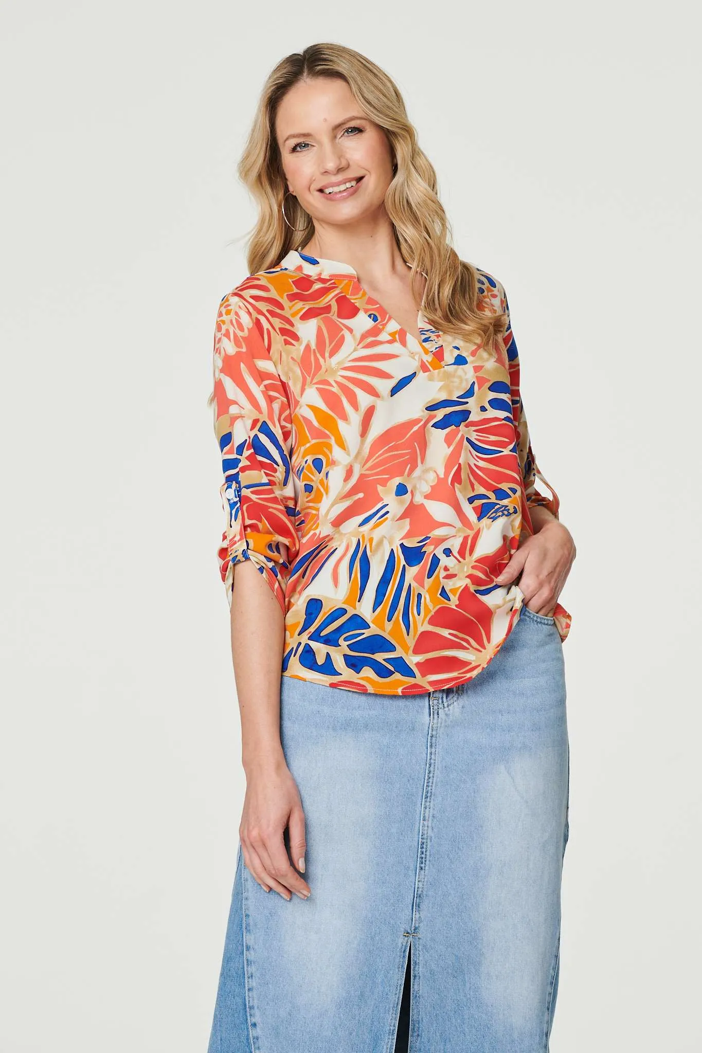 Leaf Print V-Neck 3/4 Sleeve Blouse