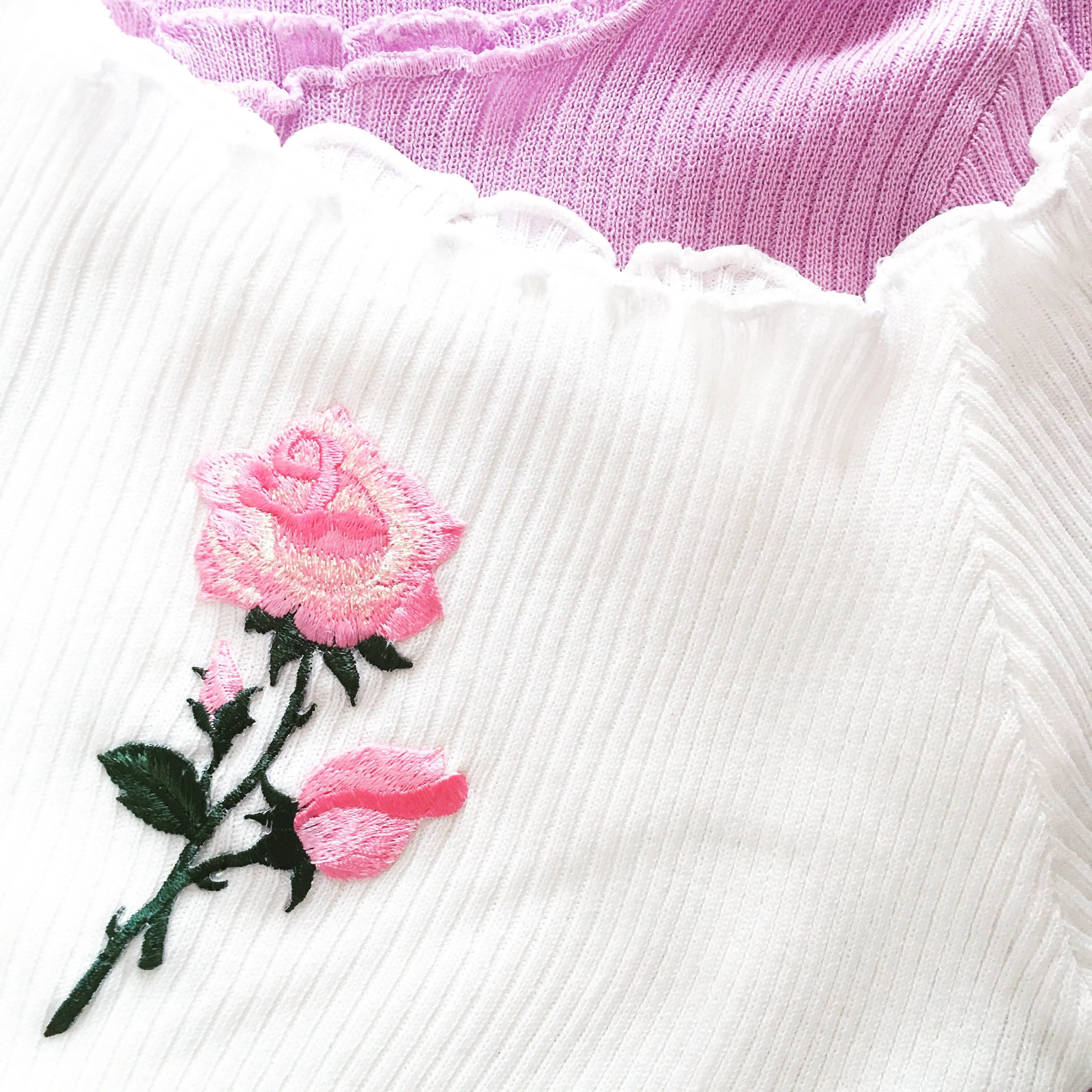 ROSE KNIT RIB OFF SHOULDER TOP