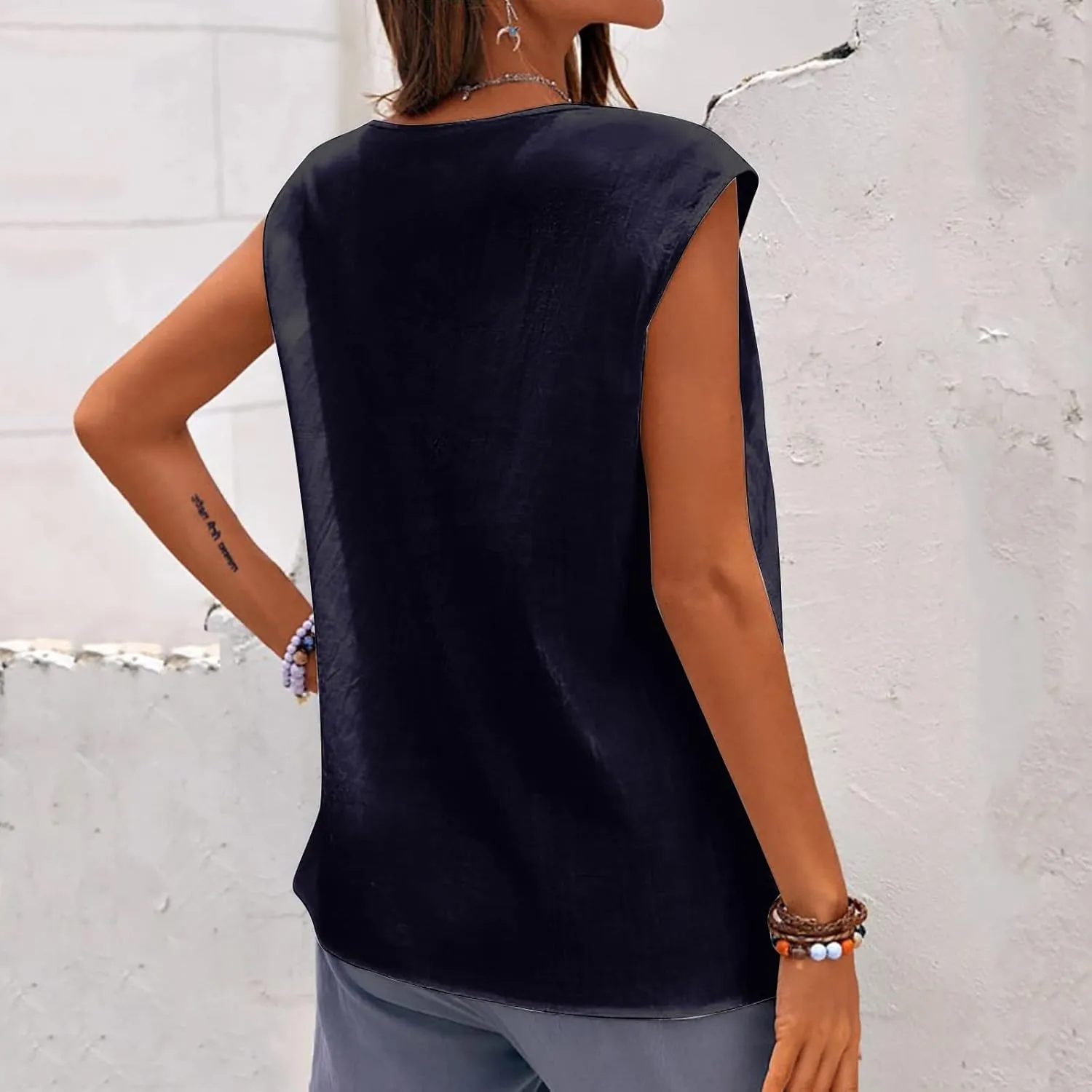 Women's Cotton Linen Tank Tops Trendy Crewneck Sleeveless Button Solid Tunic Tank Casual Summer Outdoor Dressy Vest